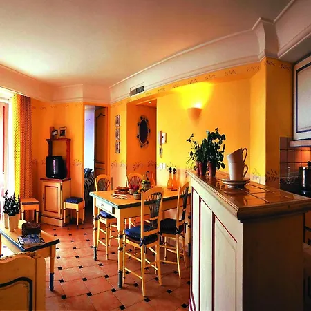 Provencal Haven For Six * Sainte-Maxime