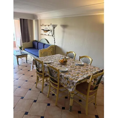 Apartamento Provencal Haven For Six