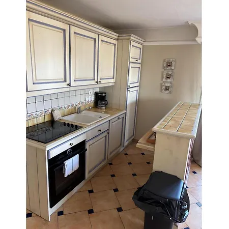 Apartamento Provencal Haven For Six